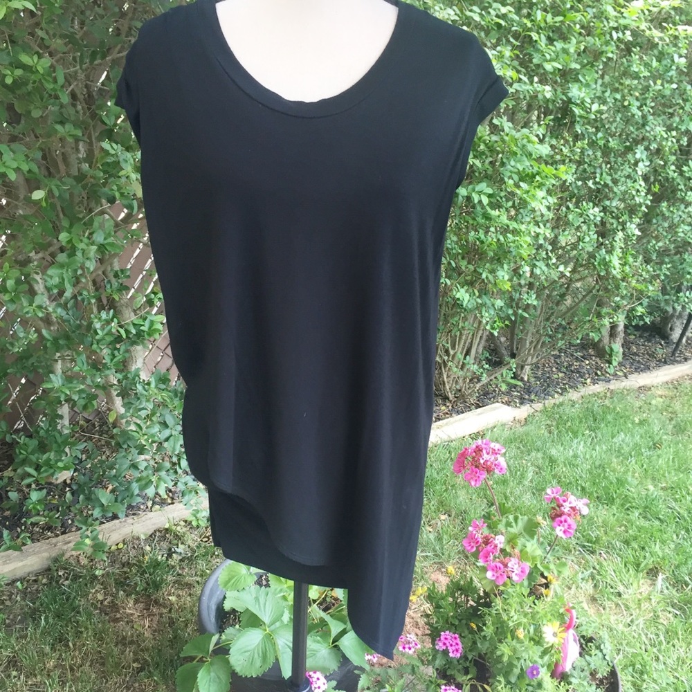Lola & Sophie Asymmetrical Drape Top, M